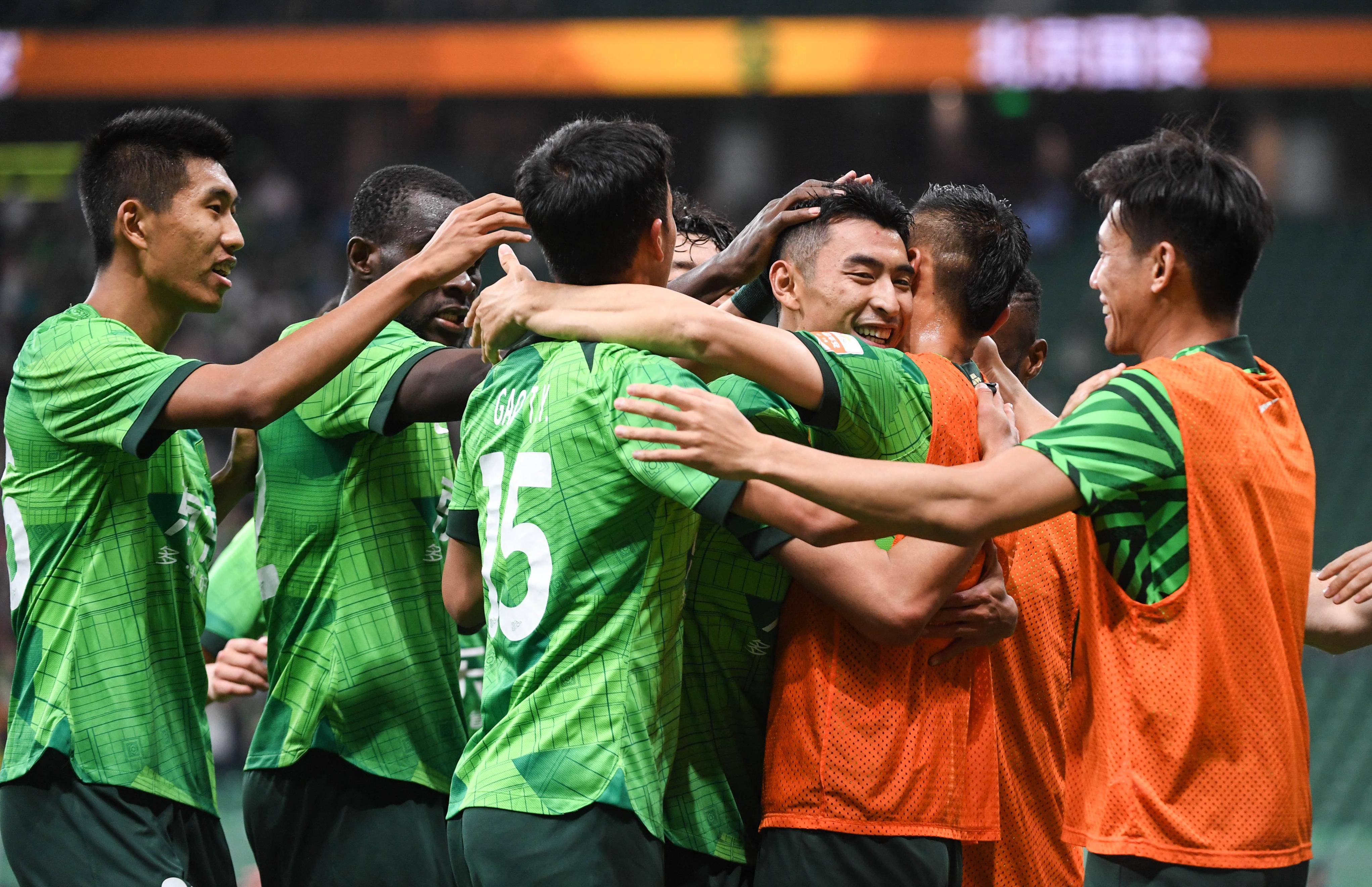 升级之争！中超球队围绕前四展开激烈争夺